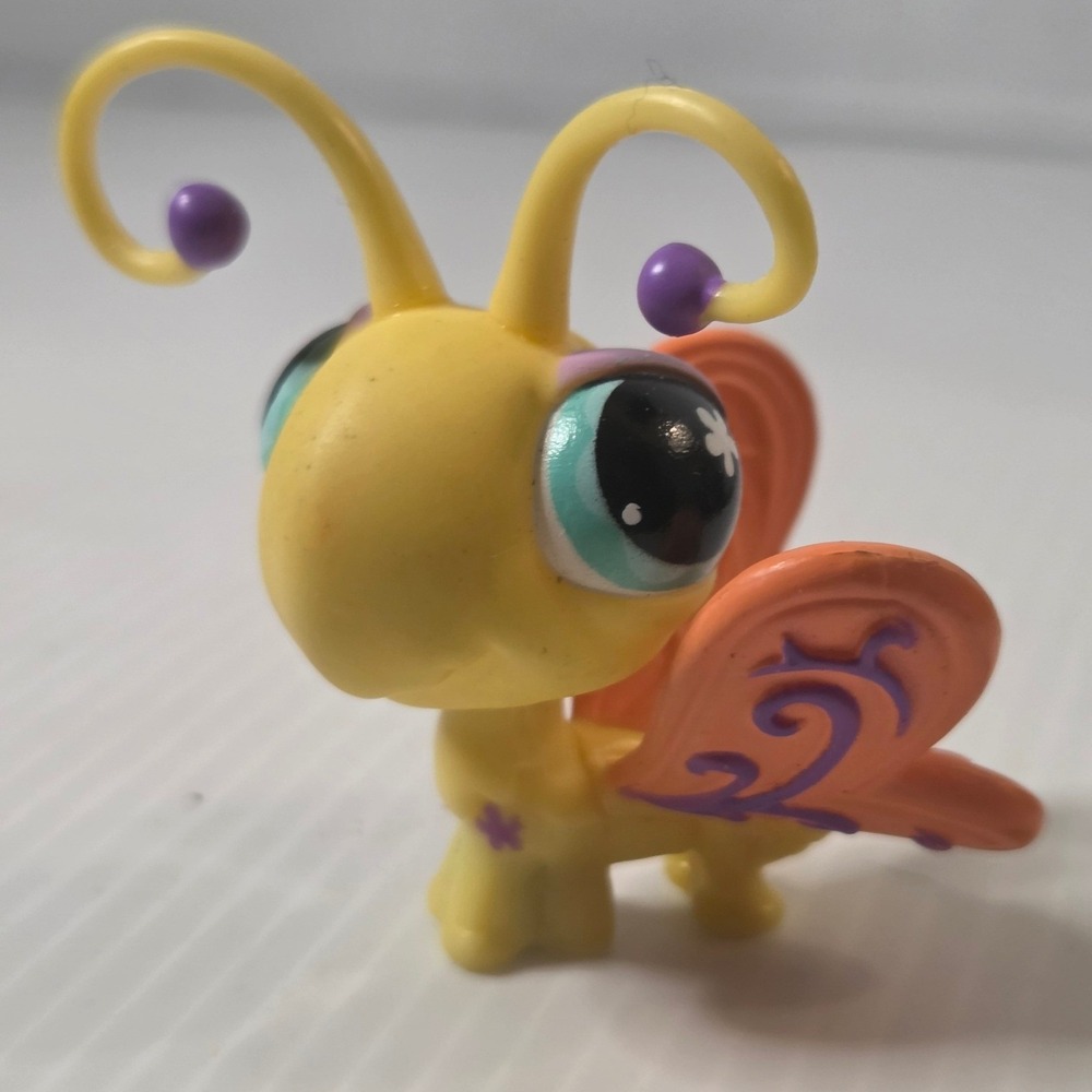 Littlest‎ Pet Shop Butterfly Mini Figure Yellow Orange Good 1303